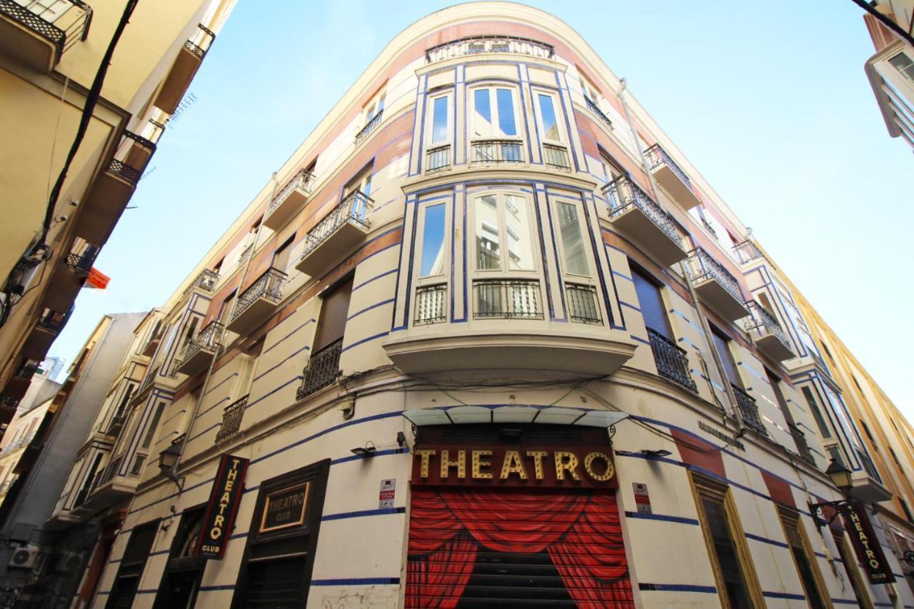 Апартаменты Del Parque Flats - Premium - Maestre Малага Экстерьер фото